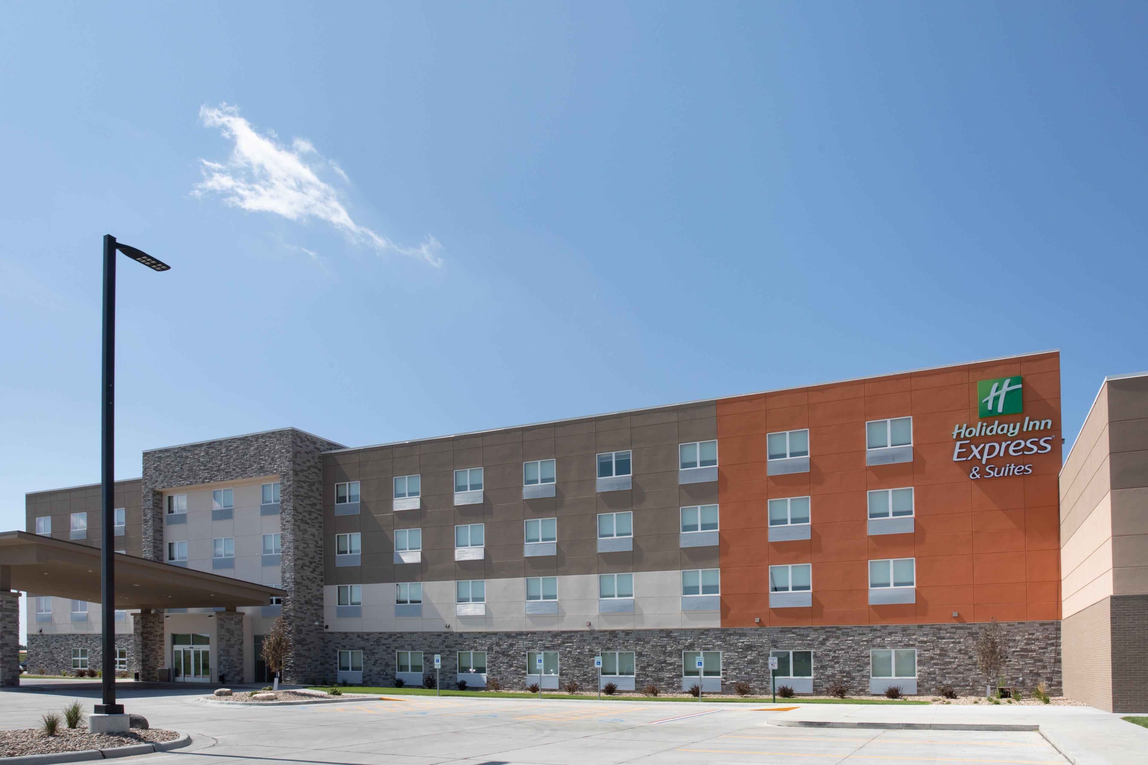 Holiday Inn Express & Suites Sioux City North - Event Center By Ihg Dakota Dunes Buitenkant foto