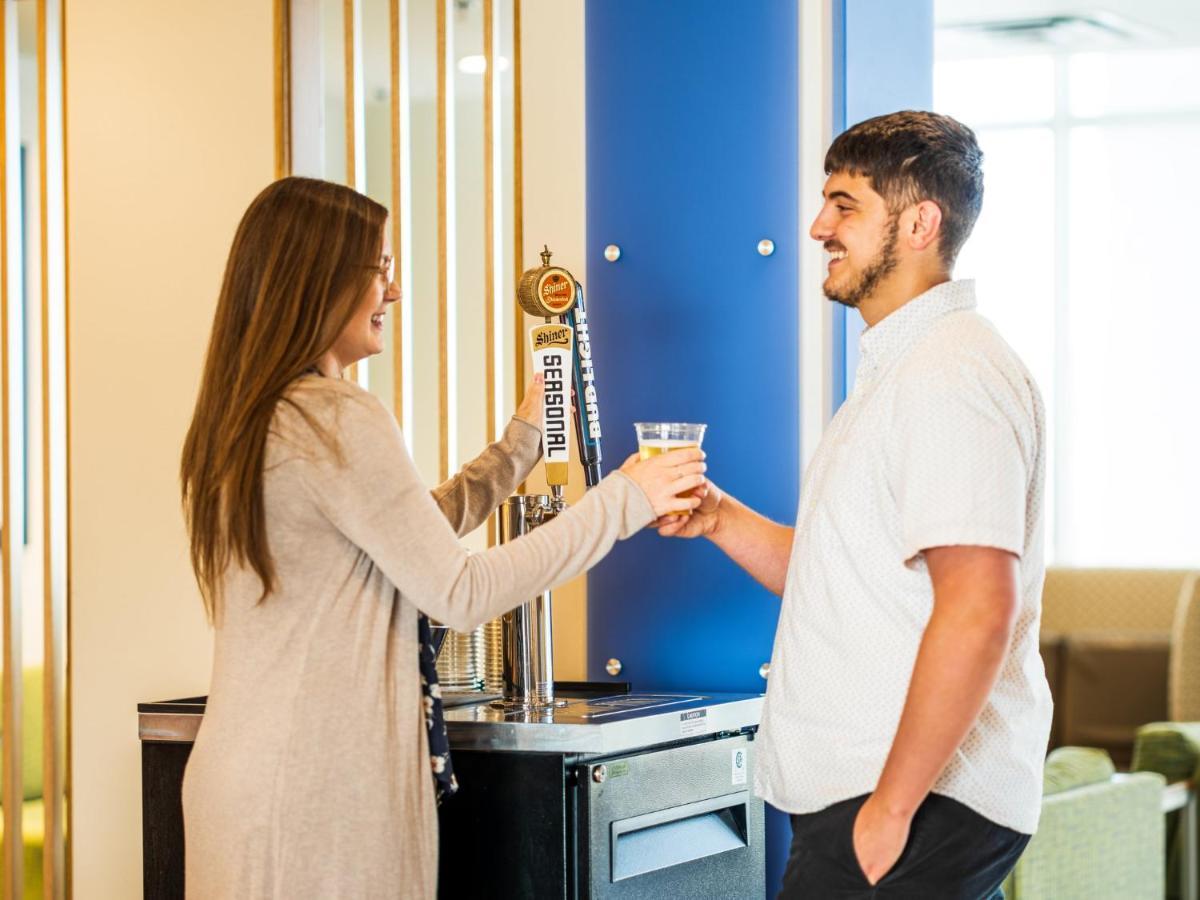Holiday Inn Express & Suites Sioux City North - Event Center By Ihg Dakota Dunes Buitenkant foto