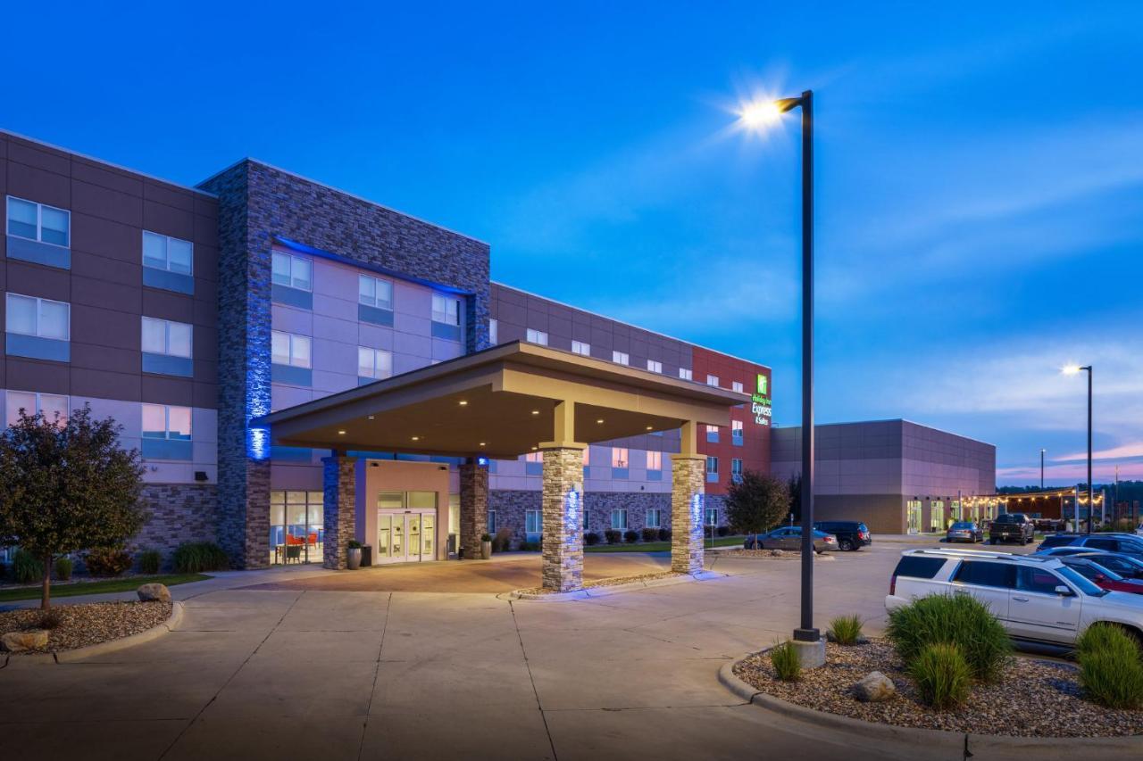Holiday Inn Express & Suites Sioux City North - Event Center By Ihg Dakota Dunes Buitenkant foto