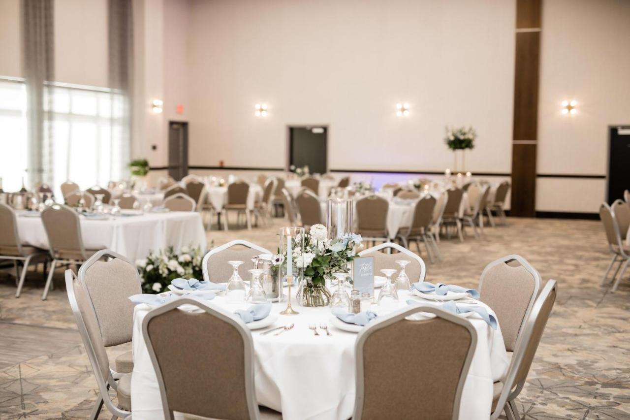 Holiday Inn Express & Suites Sioux City North - Event Center By Ihg Dakota Dunes Buitenkant foto