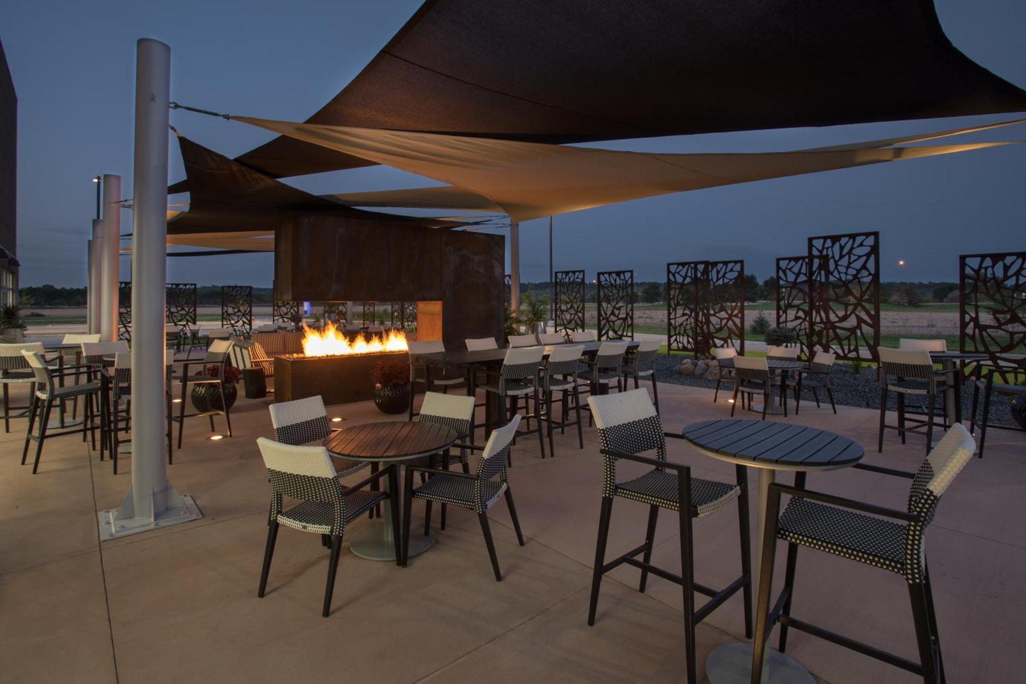 Holiday Inn Express & Suites Sioux City North - Event Center By Ihg Dakota Dunes Buitenkant foto